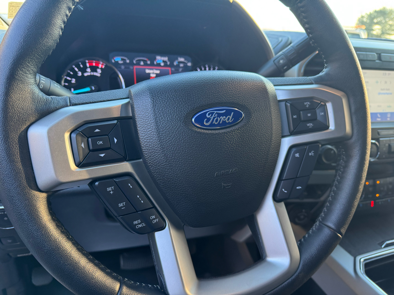 Ford F-450 SD Lariat Crew Cab DRW 4WD 2020