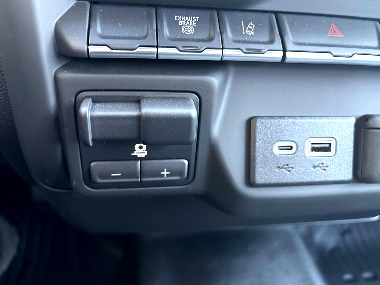 Chevrolet Silverado 3500HD Work Truck 4WD 2025