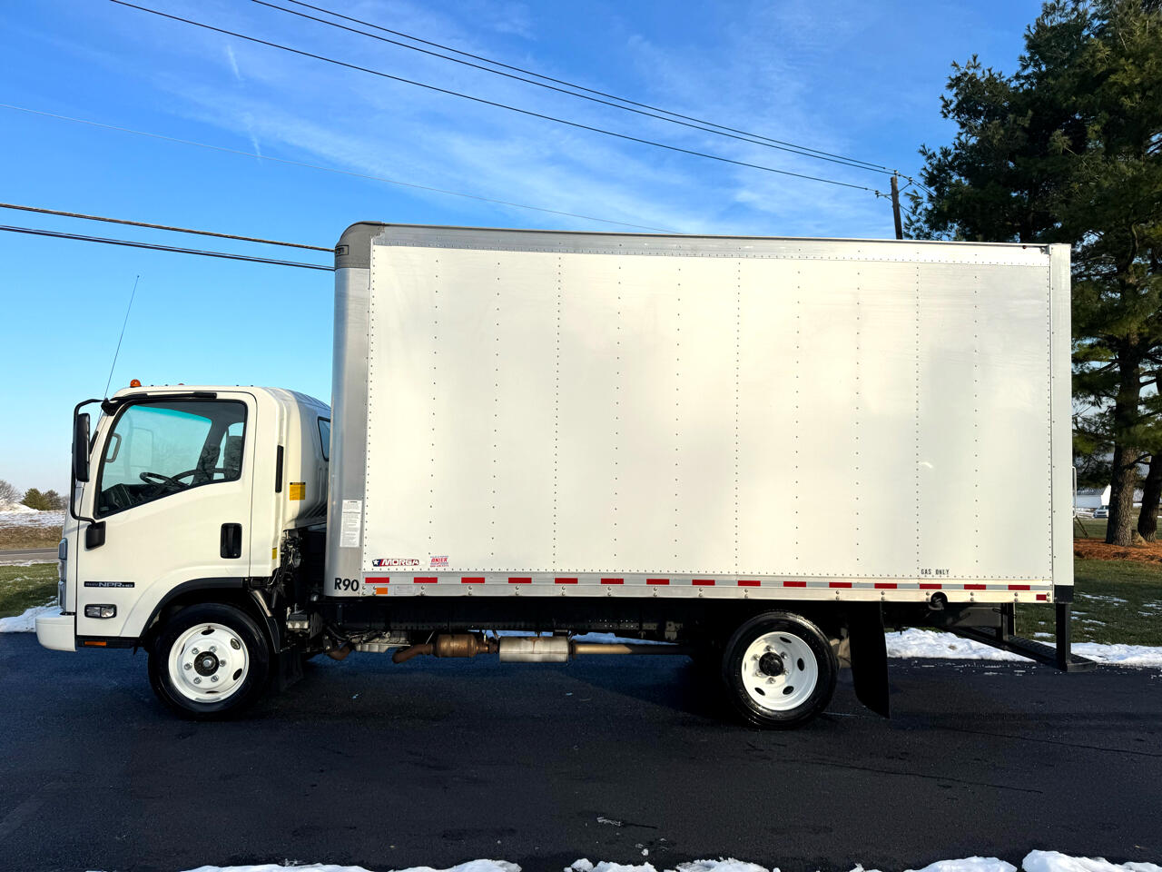 Isuzu Trucks NPR HD  2023