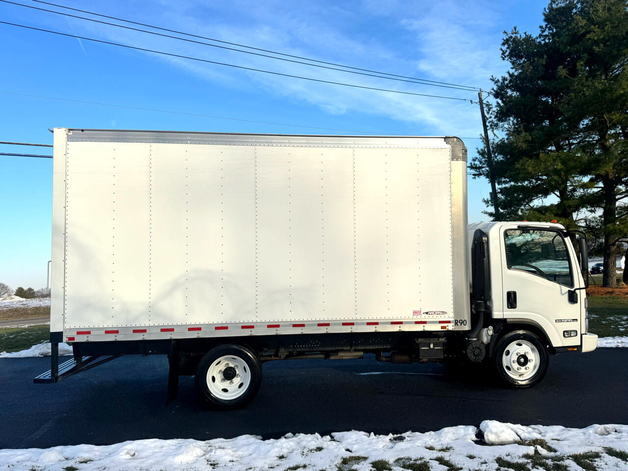 Isuzu Trucks NPR HD  2023