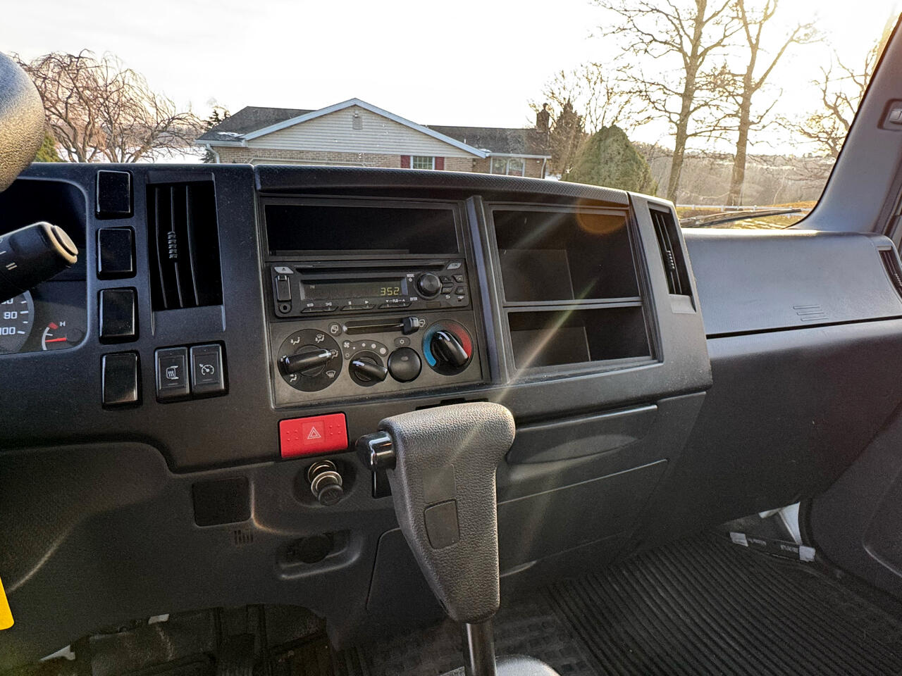 Isuzu Trucks NPR HD  2023