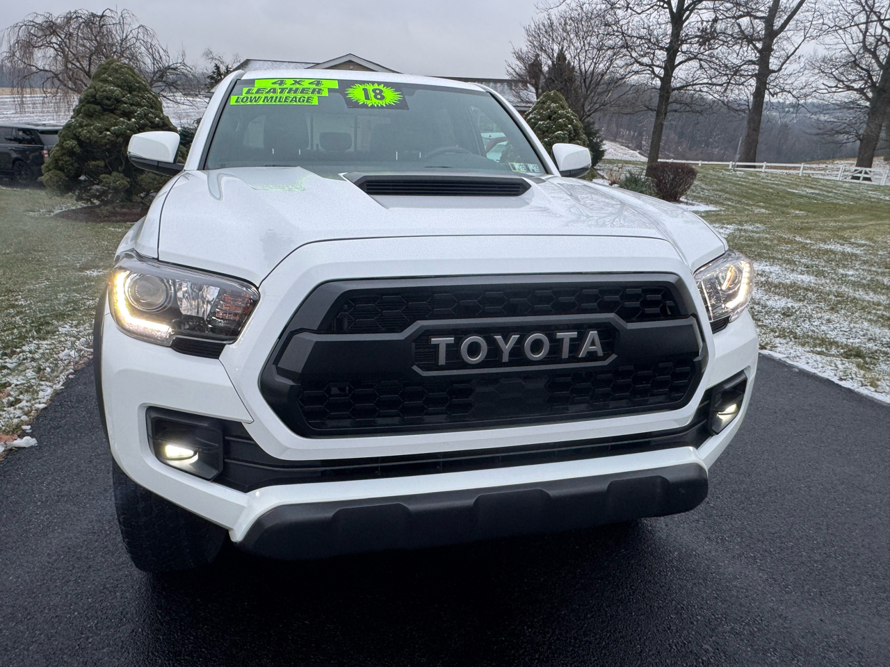 Toyota Tacoma  2018