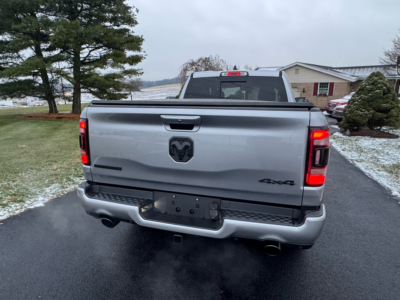 RAM 1500 Big Horn Crew Cab LWB 4WD 2022