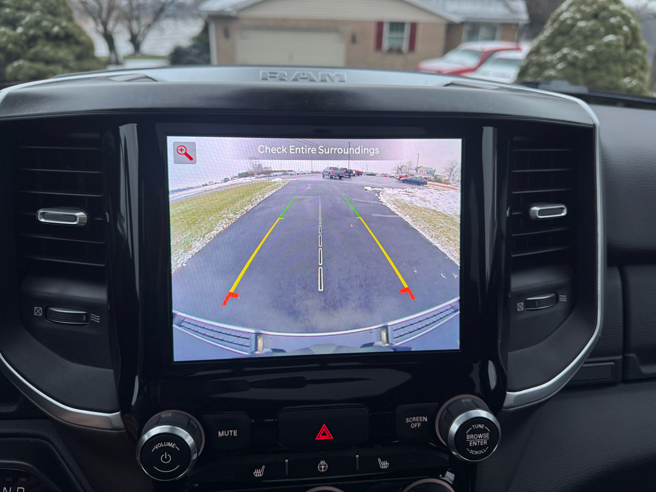 RAM 1500 Big Horn Crew Cab LWB 4WD 2022