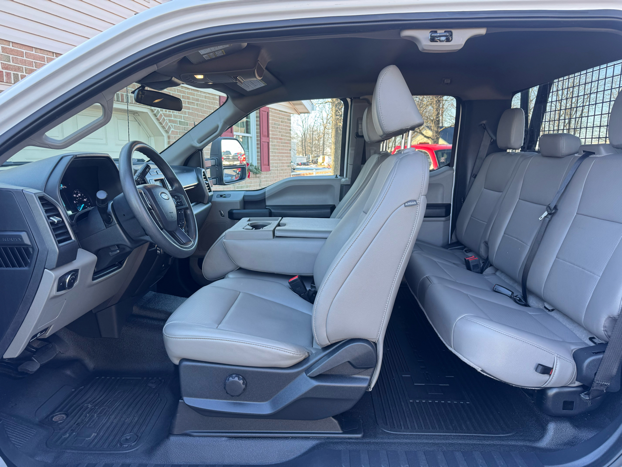 Ford F-250 SD XL SuperCab Long Bed 4WD 2022