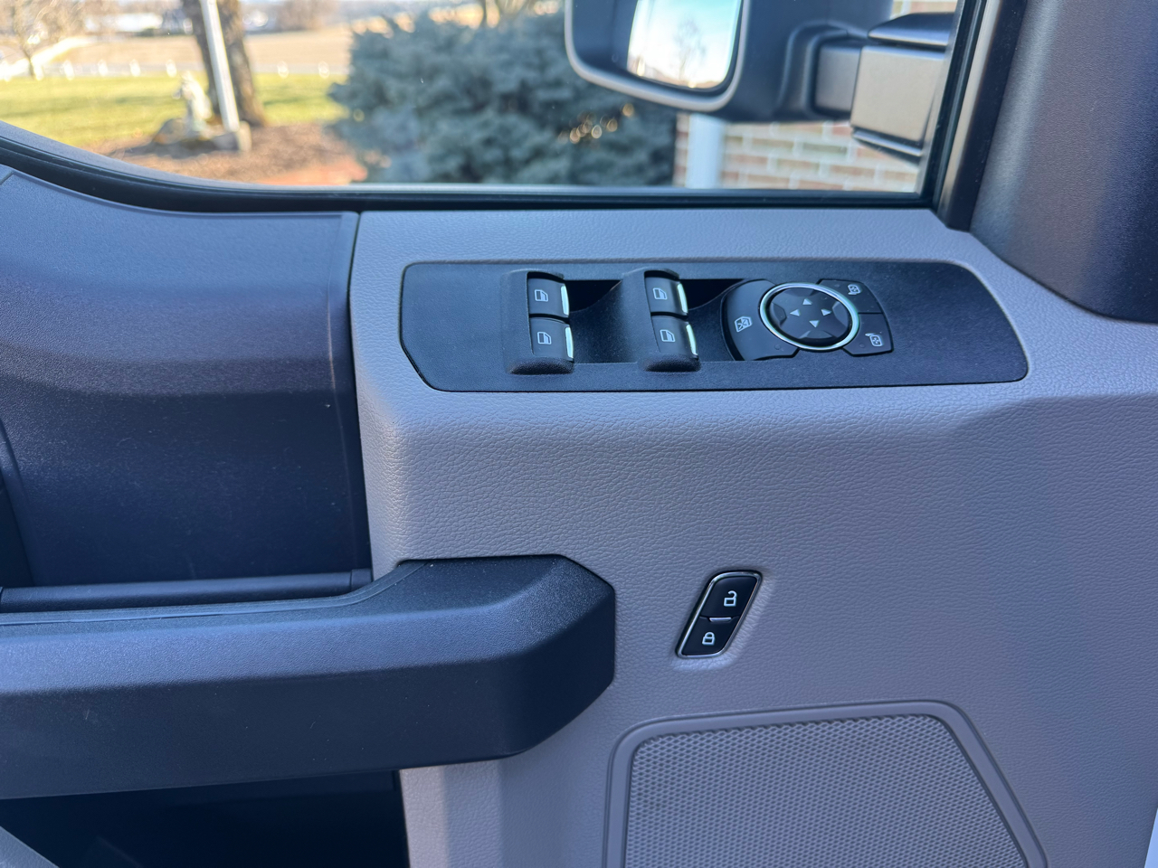 Ford F-250 SD XL SuperCab Long Bed 4WD 2022