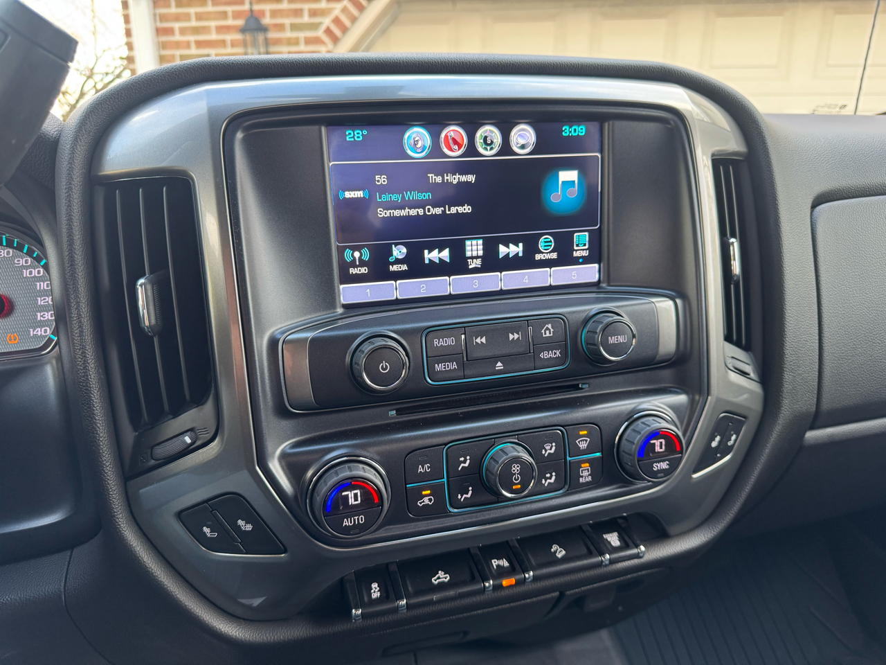 Chevrolet Silverado 2500HD LT Crew Cab Short Box 4WD 2019