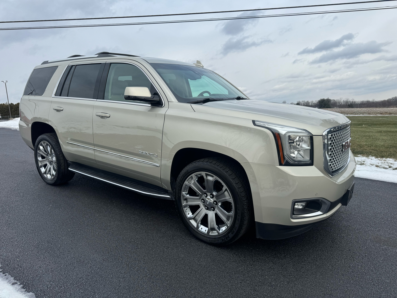 GMC Yukon Denali 4WD 2017
