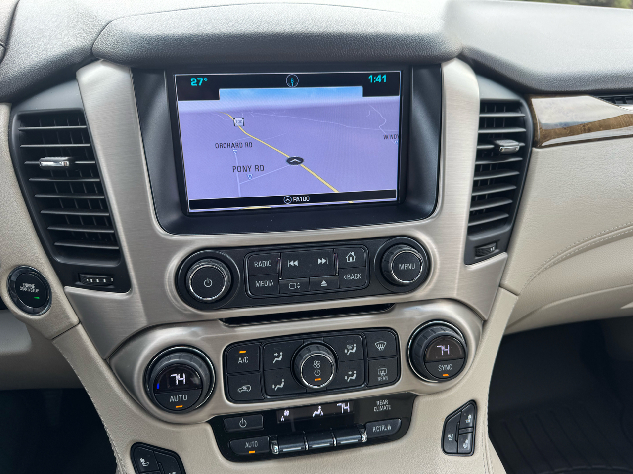 GMC Yukon Denali 4WD 2017