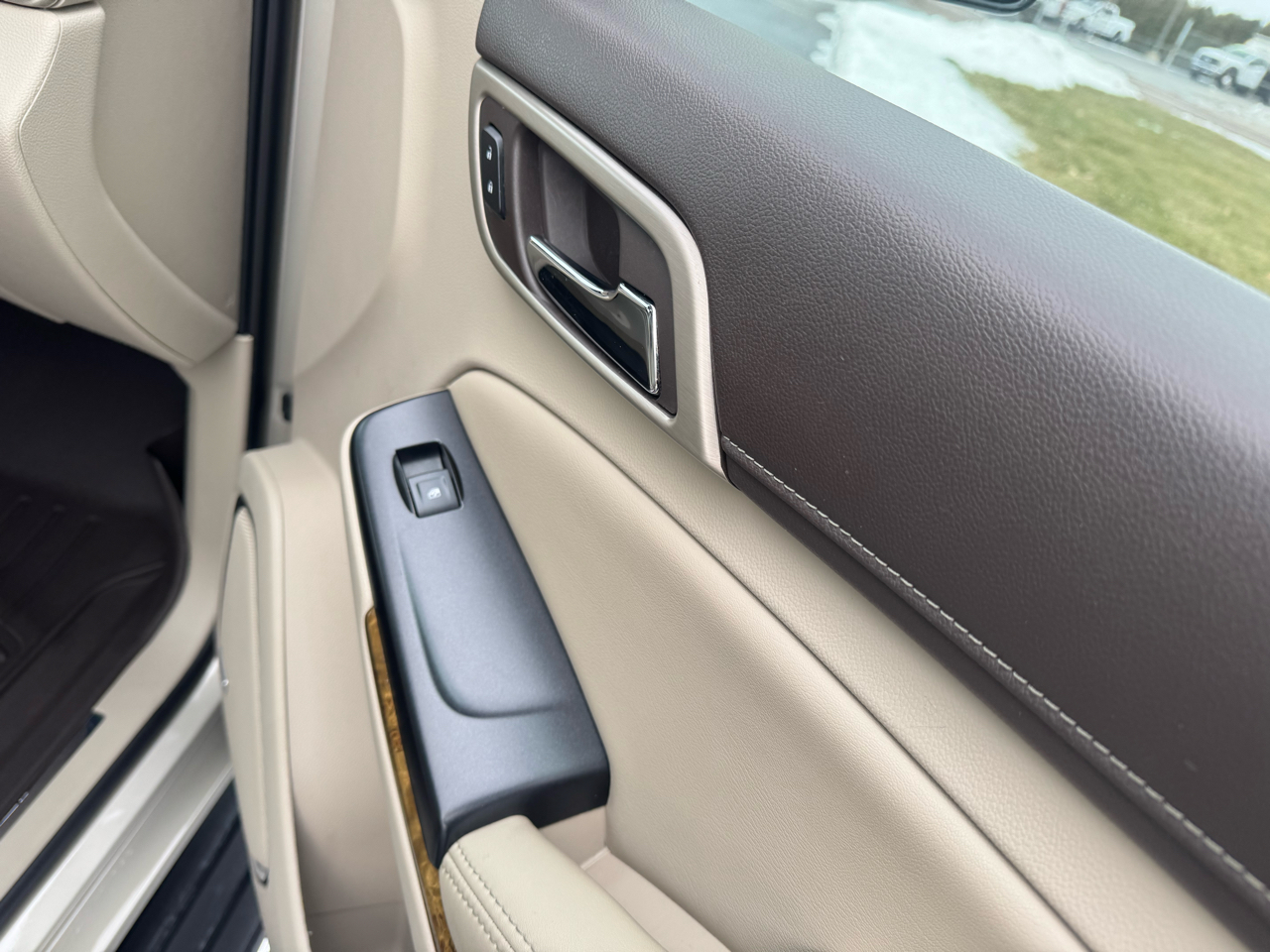 GMC Yukon Denali 4WD 2017