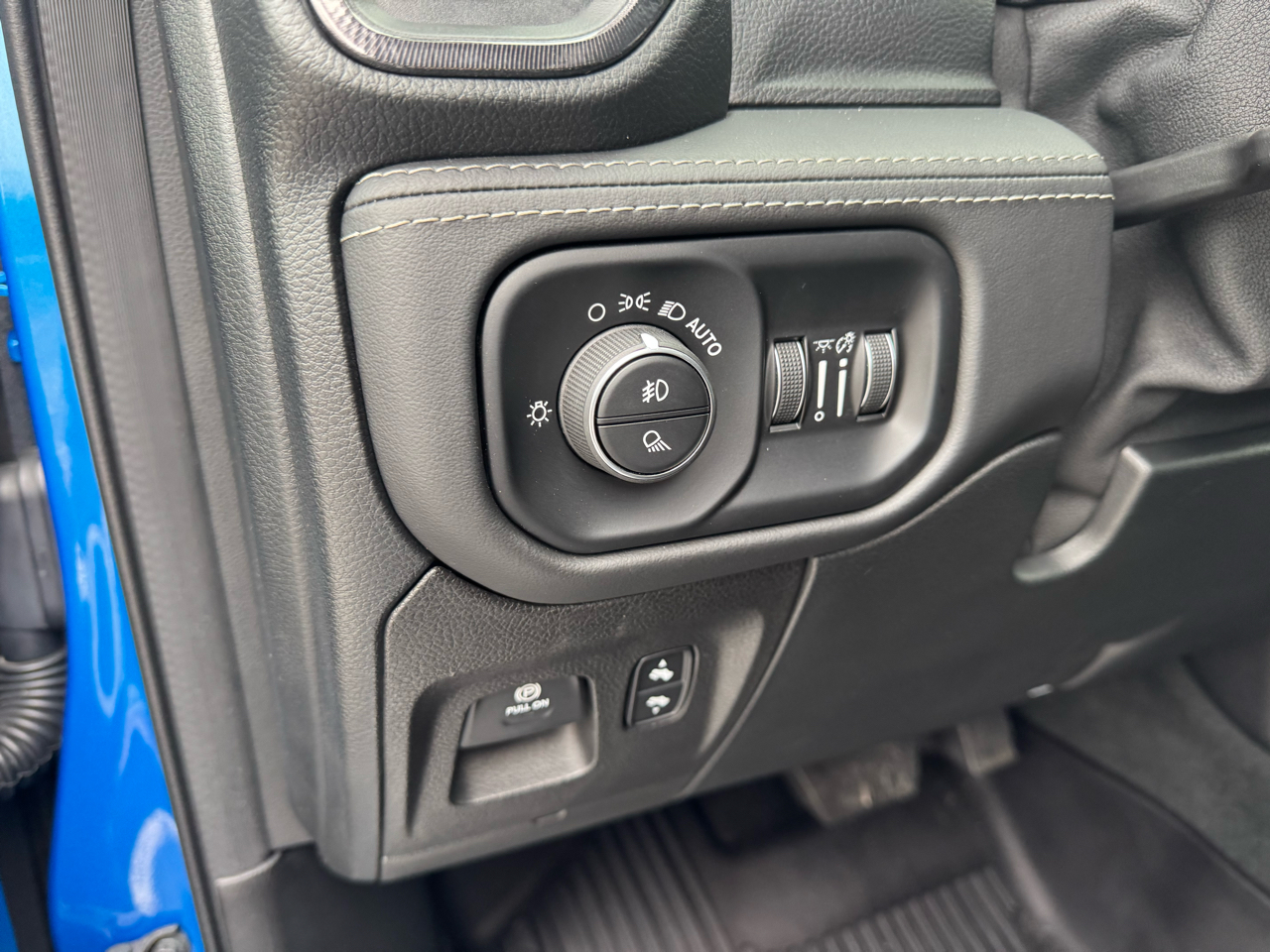 RAM 1500 TRX Crew Cab SB 4WD 2021