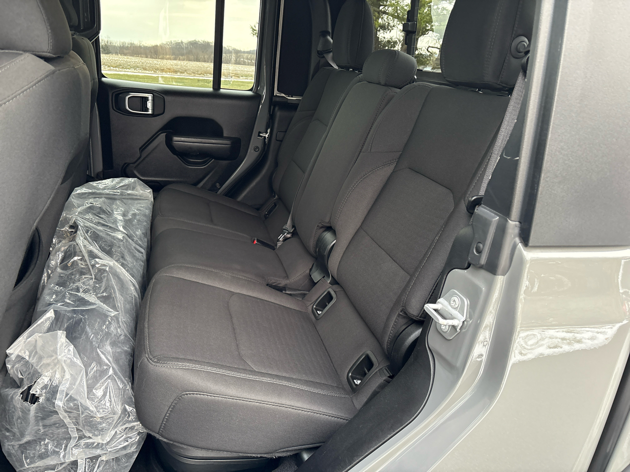 Jeep Gladiator Sport S 2021