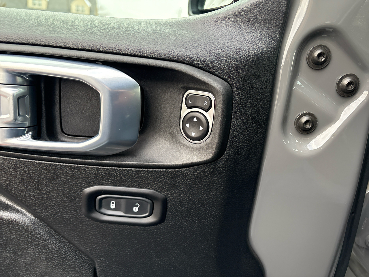 Jeep Gladiator Sport S 2021