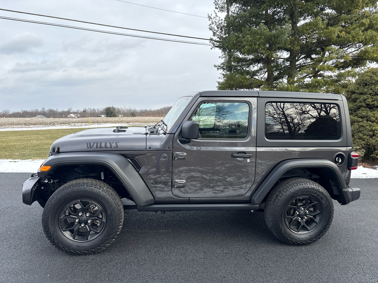 Jeep Wrangler Willys 2024