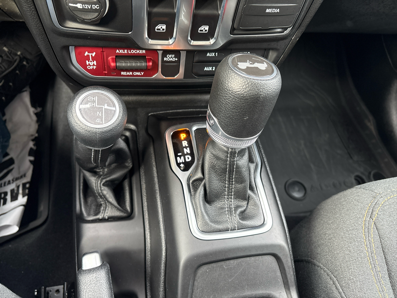 Jeep Wrangler Willys 2024