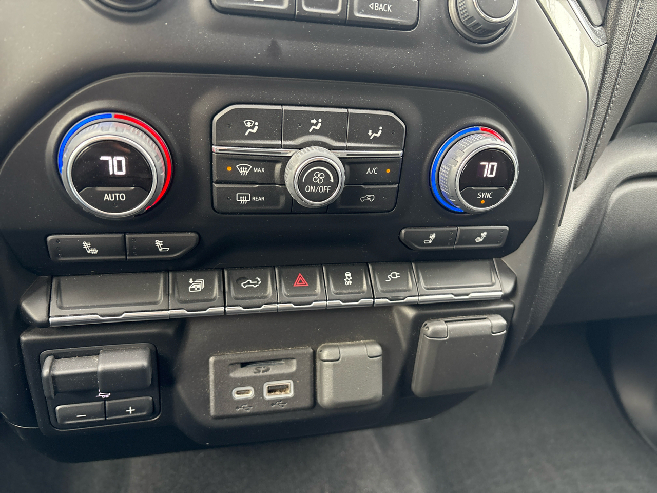 Chevrolet Silverado 2500HD LT Crew Cab Long Box 4WD 2022