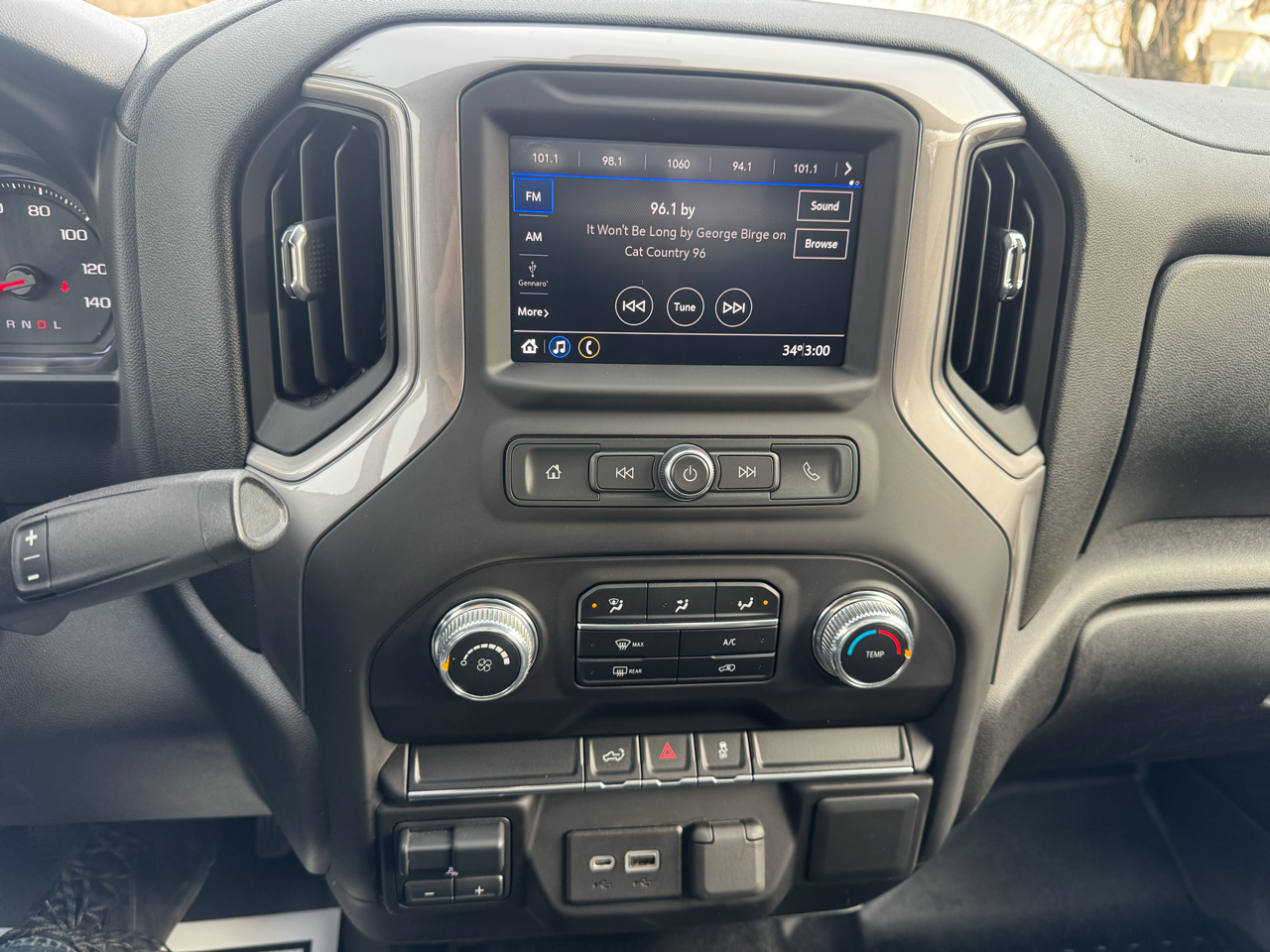 GMC Sierra 2500HD Pro Regular Cab 4WD 2022