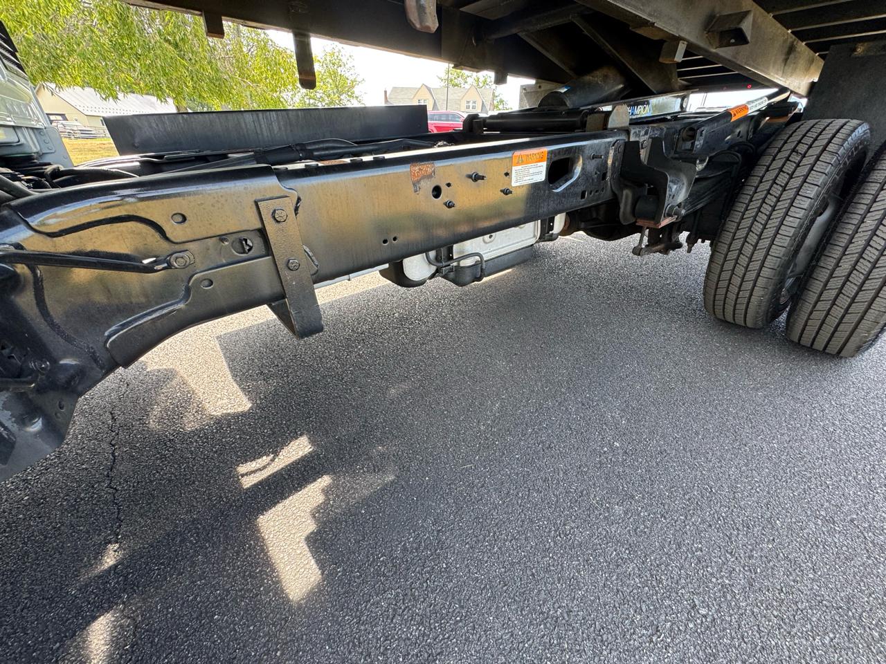 Ford F-350 SD XL 4WD Reg Cab 145" WB 60" CA 2024