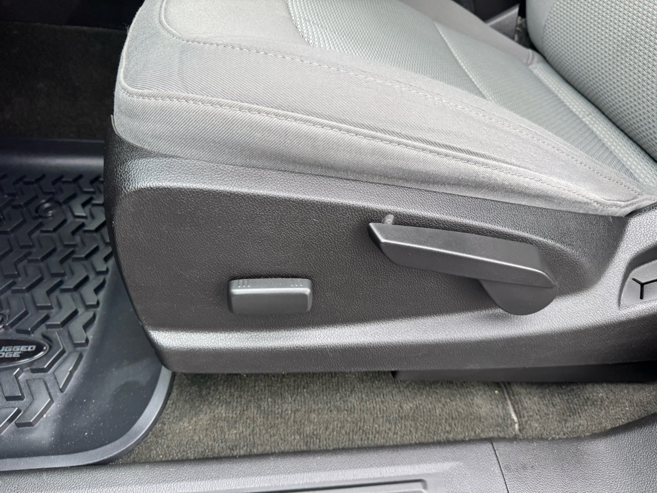 Chevrolet Colorado LT Crew Cab 4WD Short Box 2016