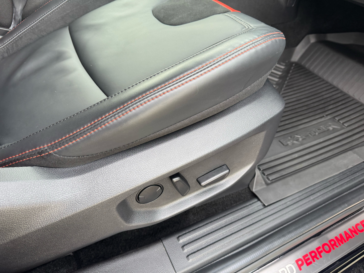 Ford Ranger Raptor SuperCrew 4WD 2025