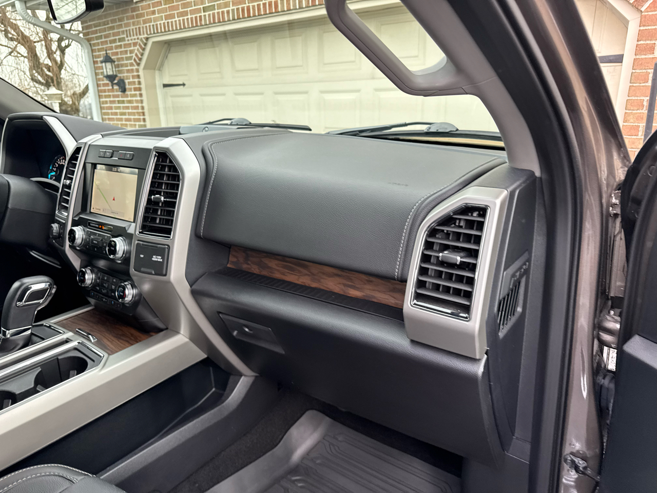 Ford F-150 Lariat SuperCrew 5.5-ft. Bed 4WD 2019