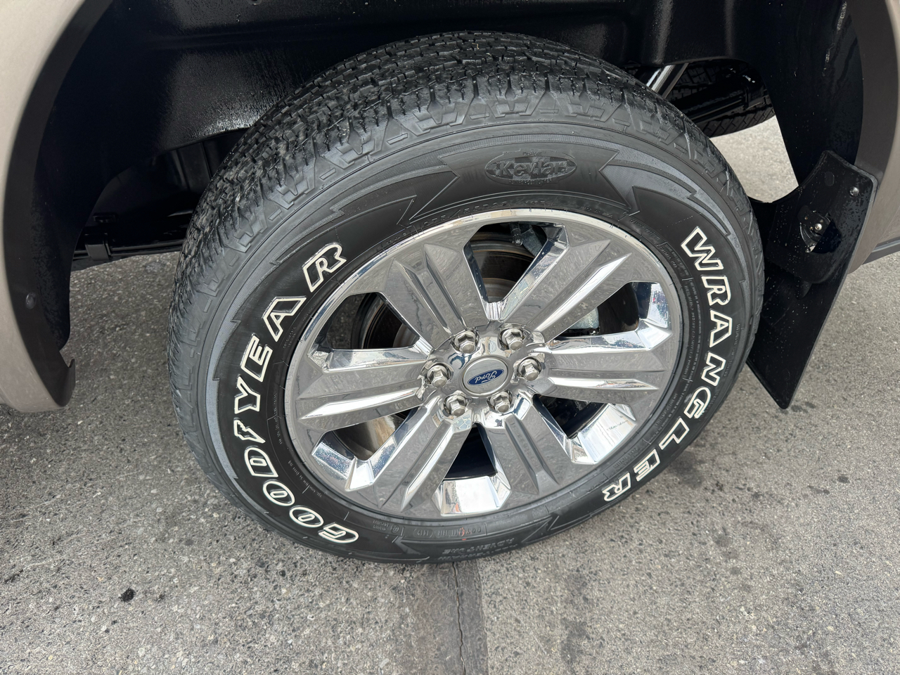 Ford F-150 Lariat SuperCrew 5.5-ft. Bed 4WD 2019