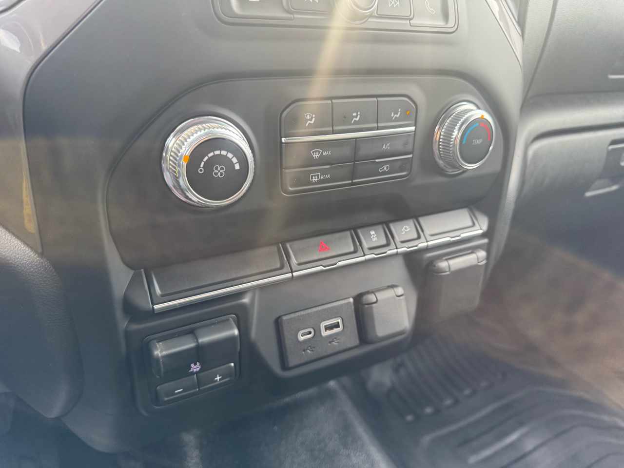 GMC Sierra 3500HD Pro Regular Cab 4WD 2022