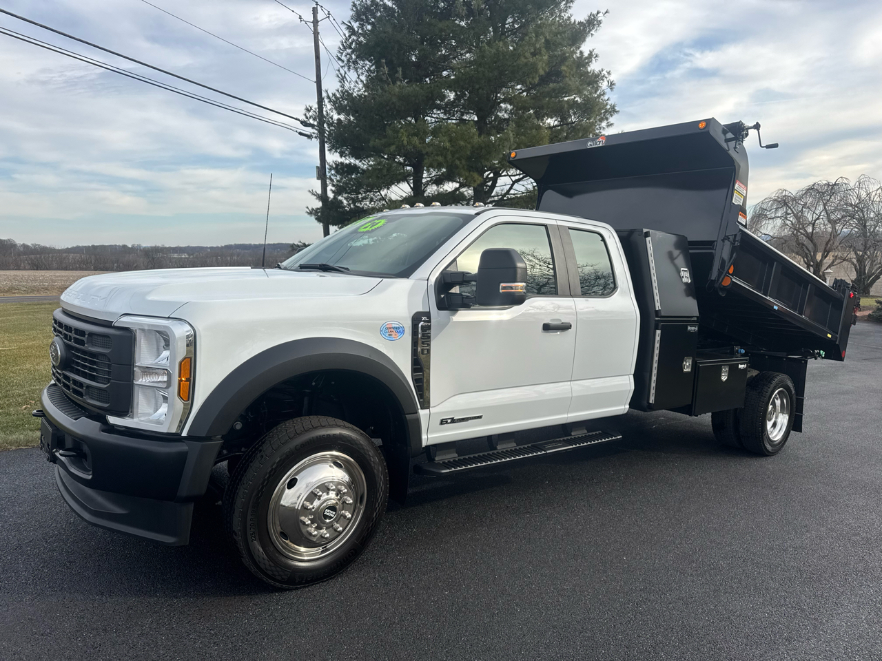 2024 Ford F-550 SuperCab DRW 4WD