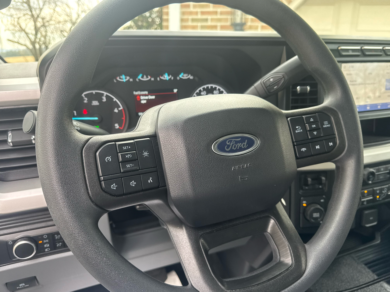 Ford F-550 SuperCab DRW 4WD 2024