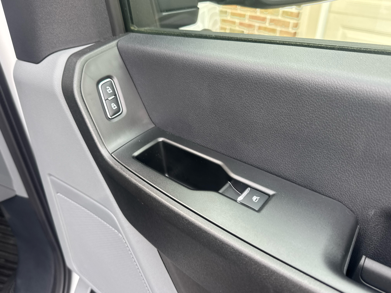 Ford F-550 SuperCab DRW 4WD 2024