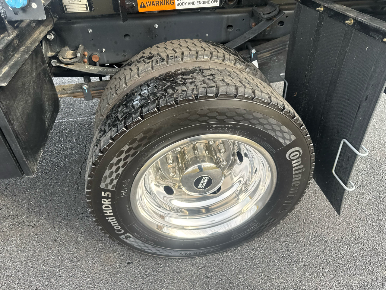 Ford F-550 SuperCab DRW 4WD 2024