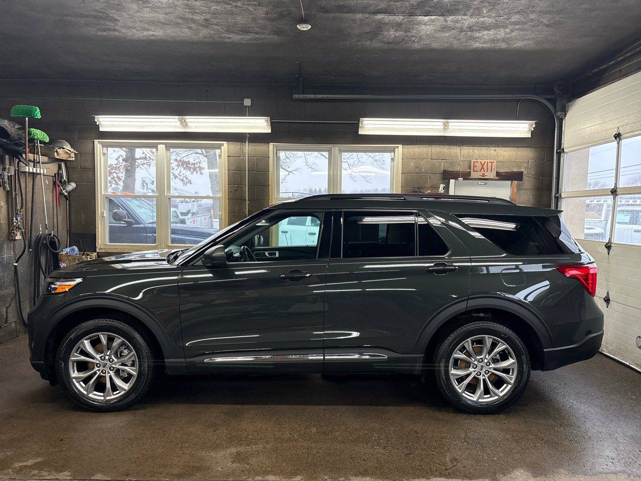 Ford Explorer XLT AWD 2022