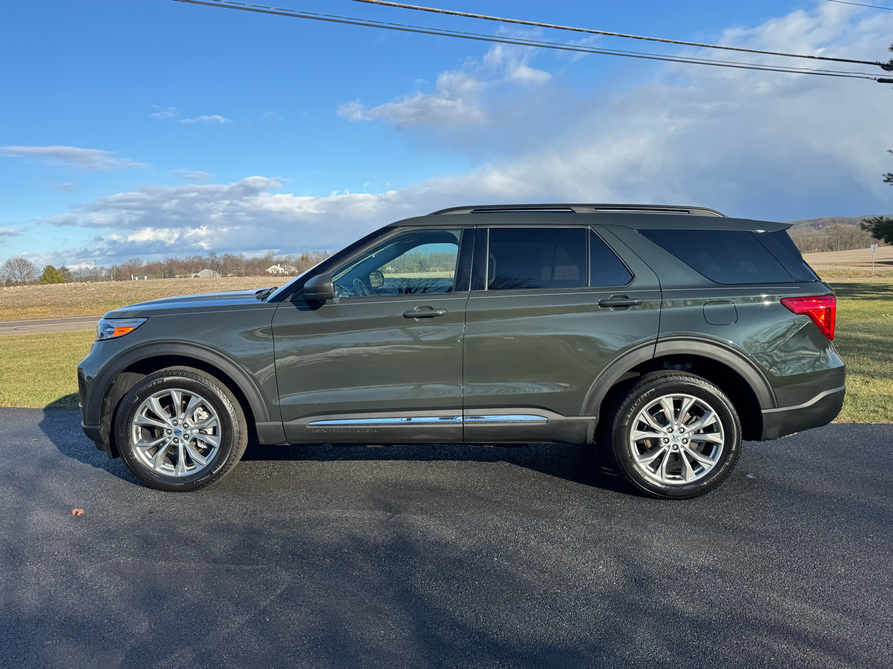 Ford Explorer XLT AWD 2022