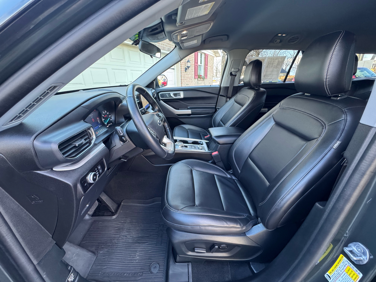 Ford Explorer XLT AWD 2022