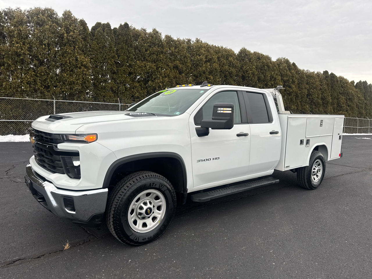 Chevrolet Silverado 3500HD Work Truck Double Cab 4WD 2024