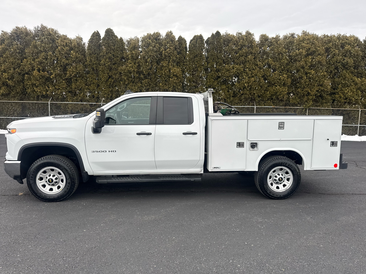 Chevrolet Silverado 3500HD Work Truck Double Cab 4WD 2024