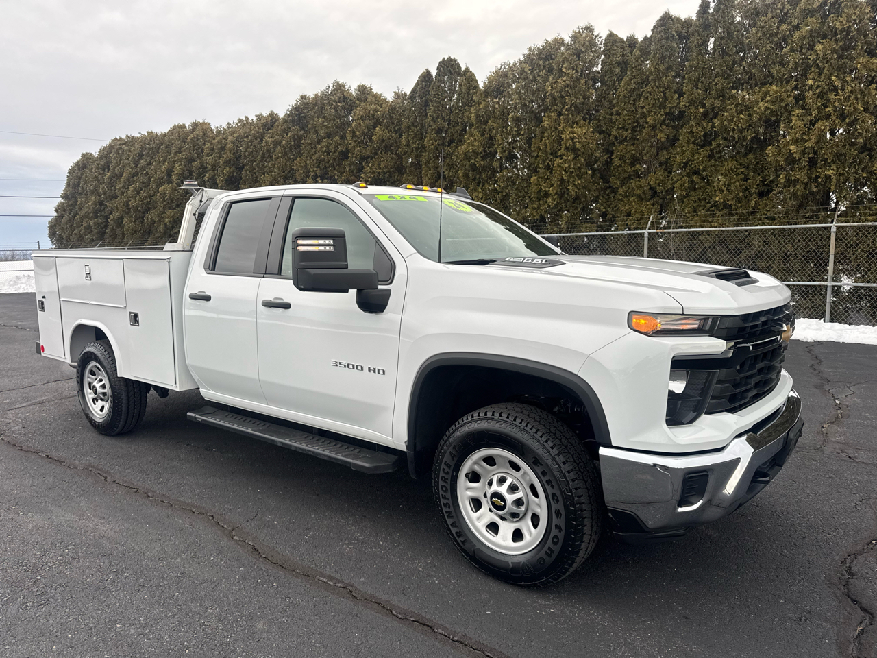 Chevrolet Silverado 3500HD Work Truck Double Cab 4WD 2024