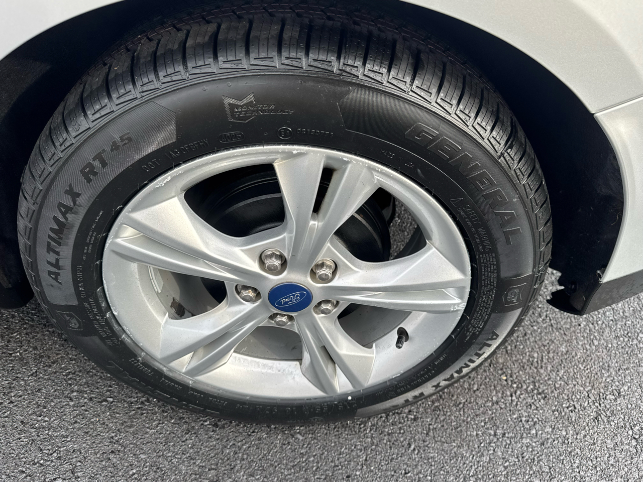 Ford Focus SE Hatch 2013