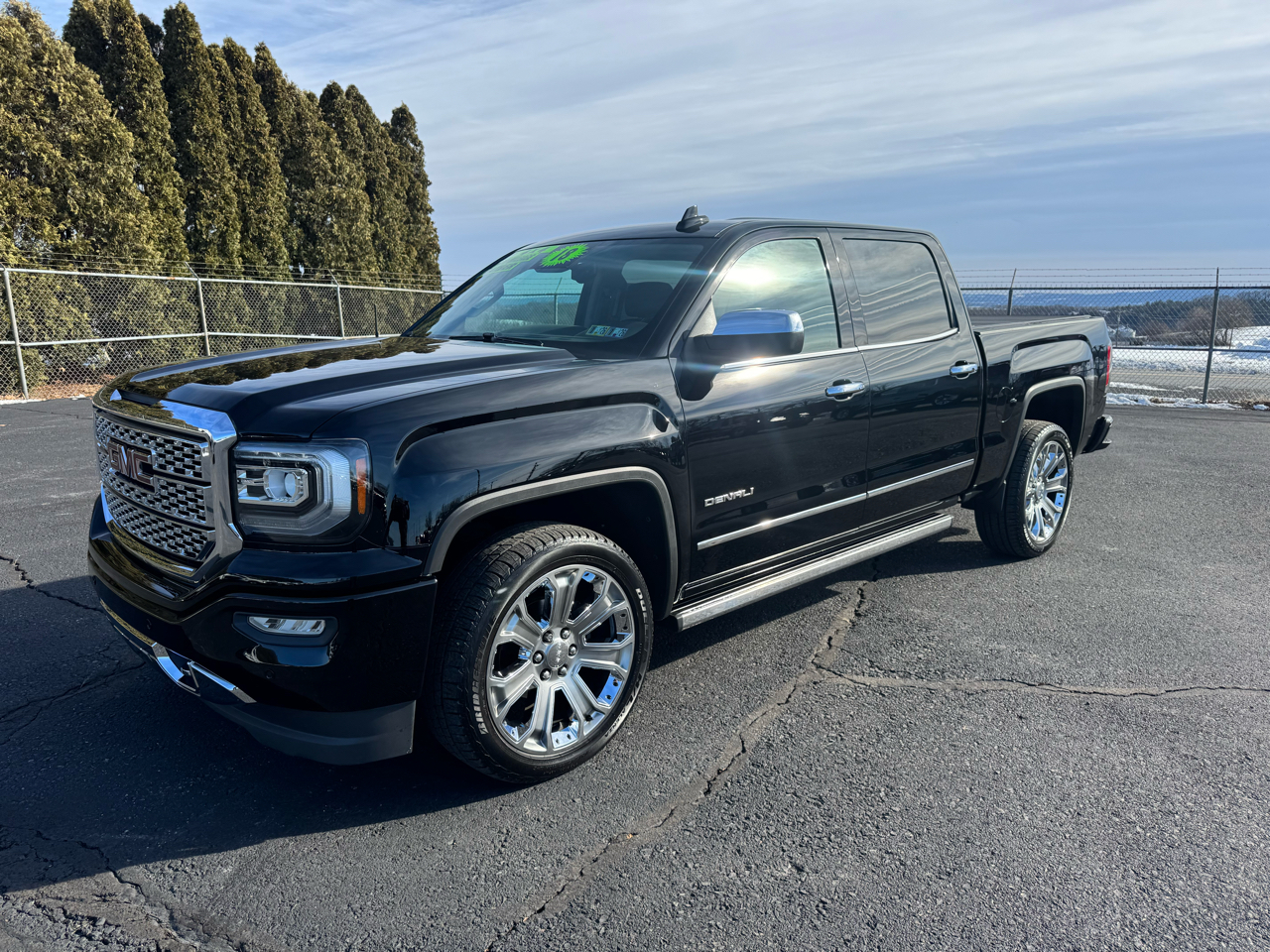 GMC Sierra 1500 Denali Crew Cab Short Box 4WD 2018