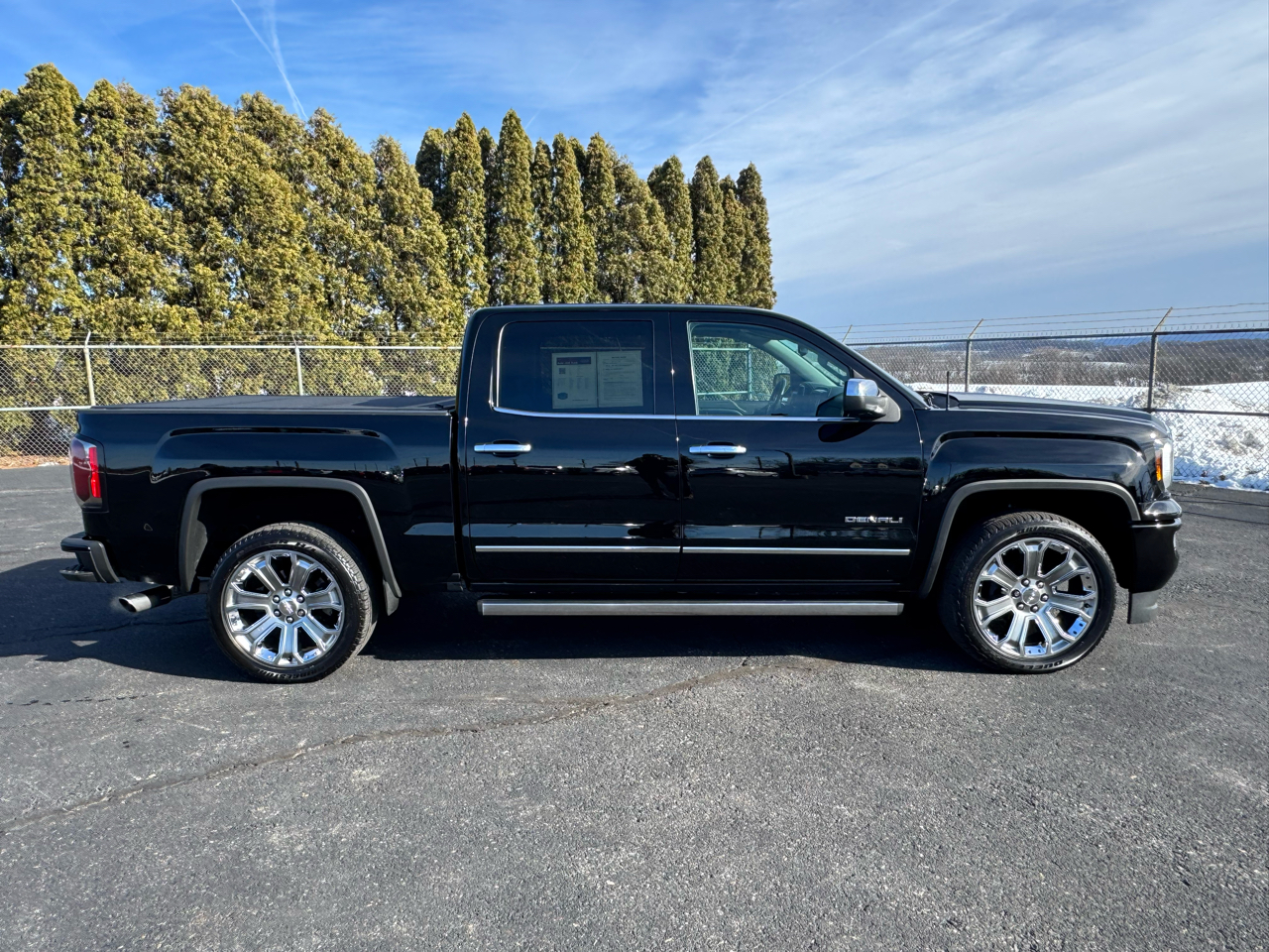 GMC Sierra 1500 Denali Crew Cab Short Box 4WD 2018