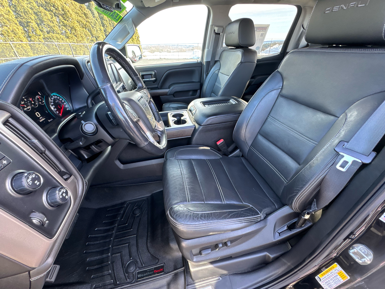 GMC Sierra 1500 Denali Crew Cab Short Box 4WD 2018