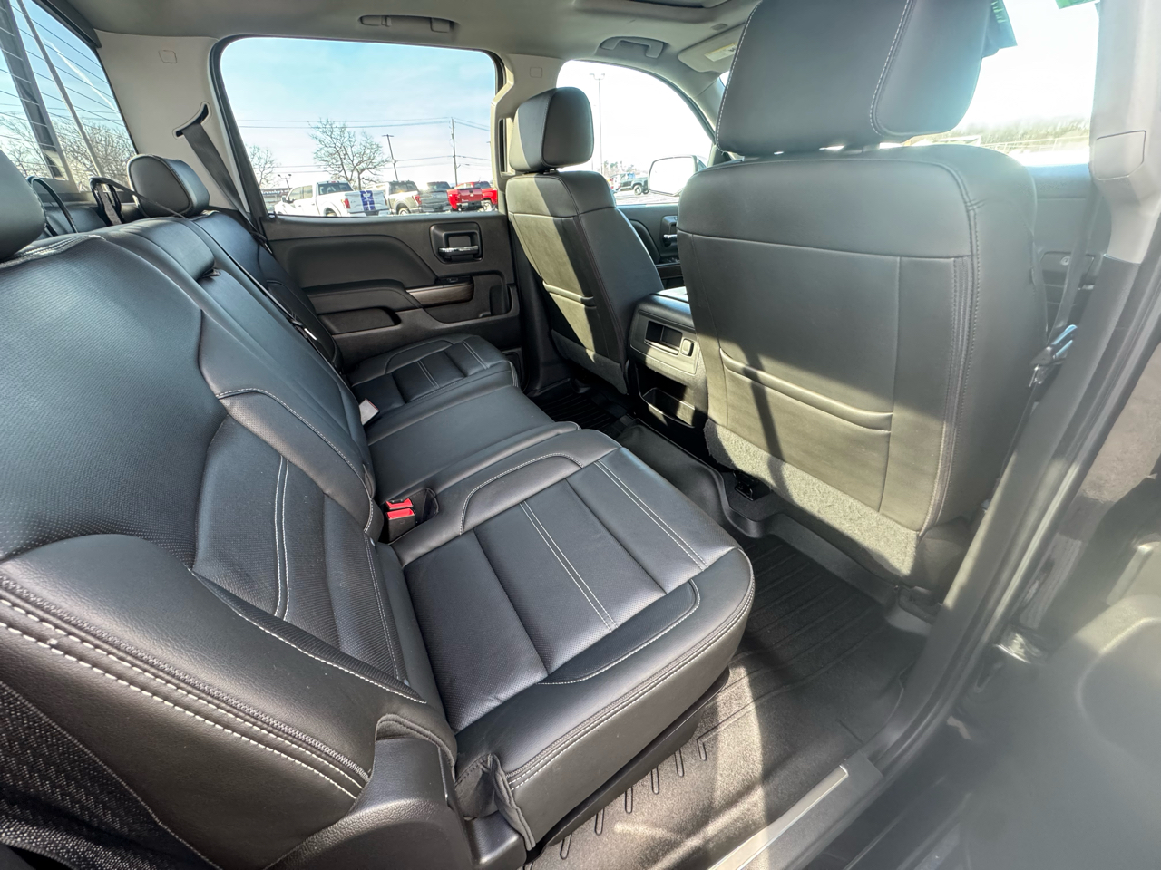 GMC Sierra 1500 Denali Crew Cab Short Box 4WD 2018