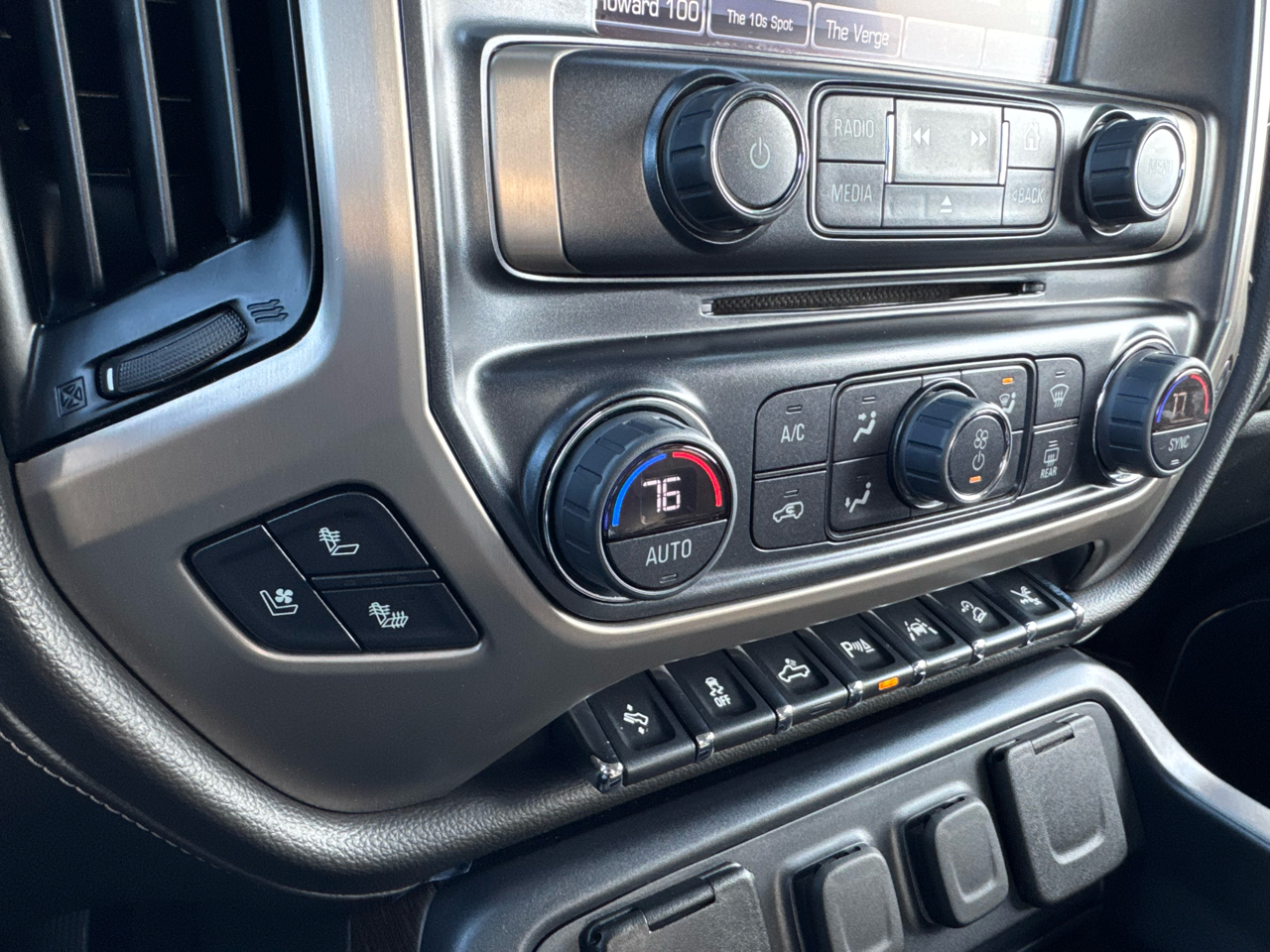 GMC Sierra 1500 Denali Crew Cab Short Box 4WD 2018