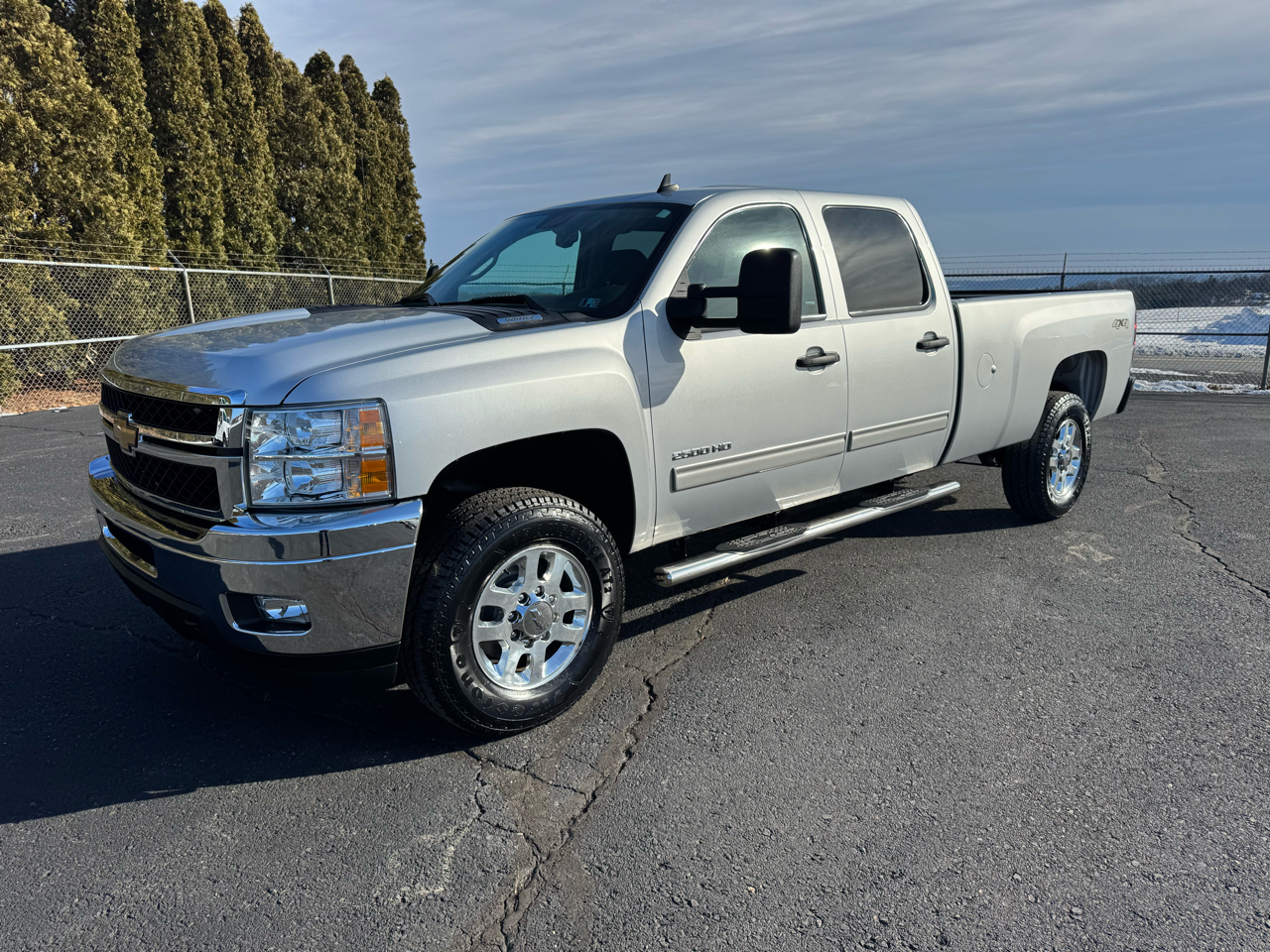 Chevrolet Silverado 2500HD LT Crew Cab Long Bed 4WD 2013