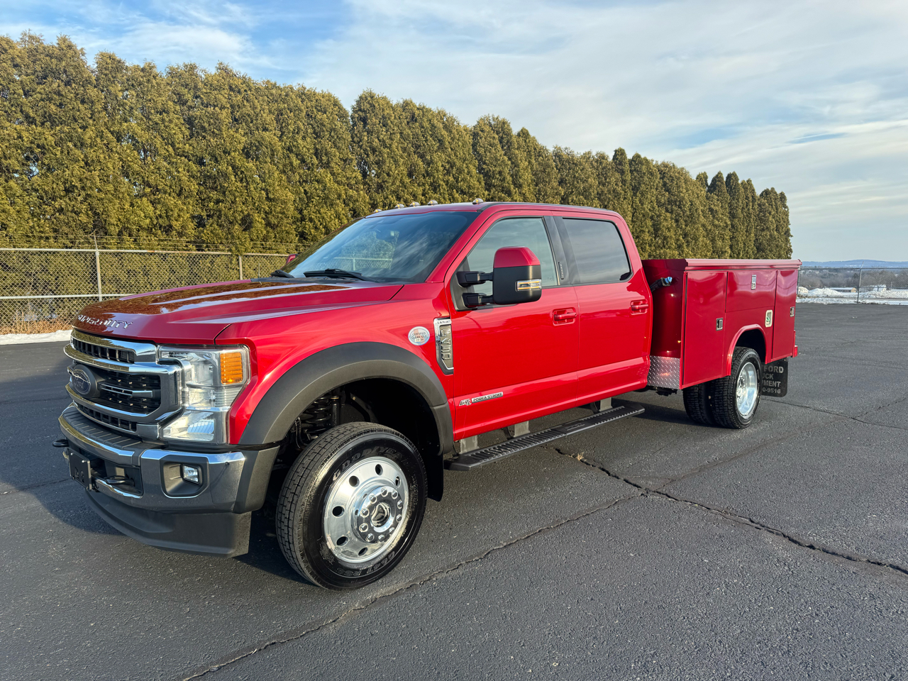 Ford F-450 SD Lariat Crew Cab DRW 4WD 2022