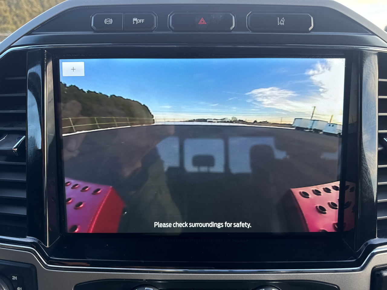 Ford F-450 SD Lariat Crew Cab DRW 4WD 2022