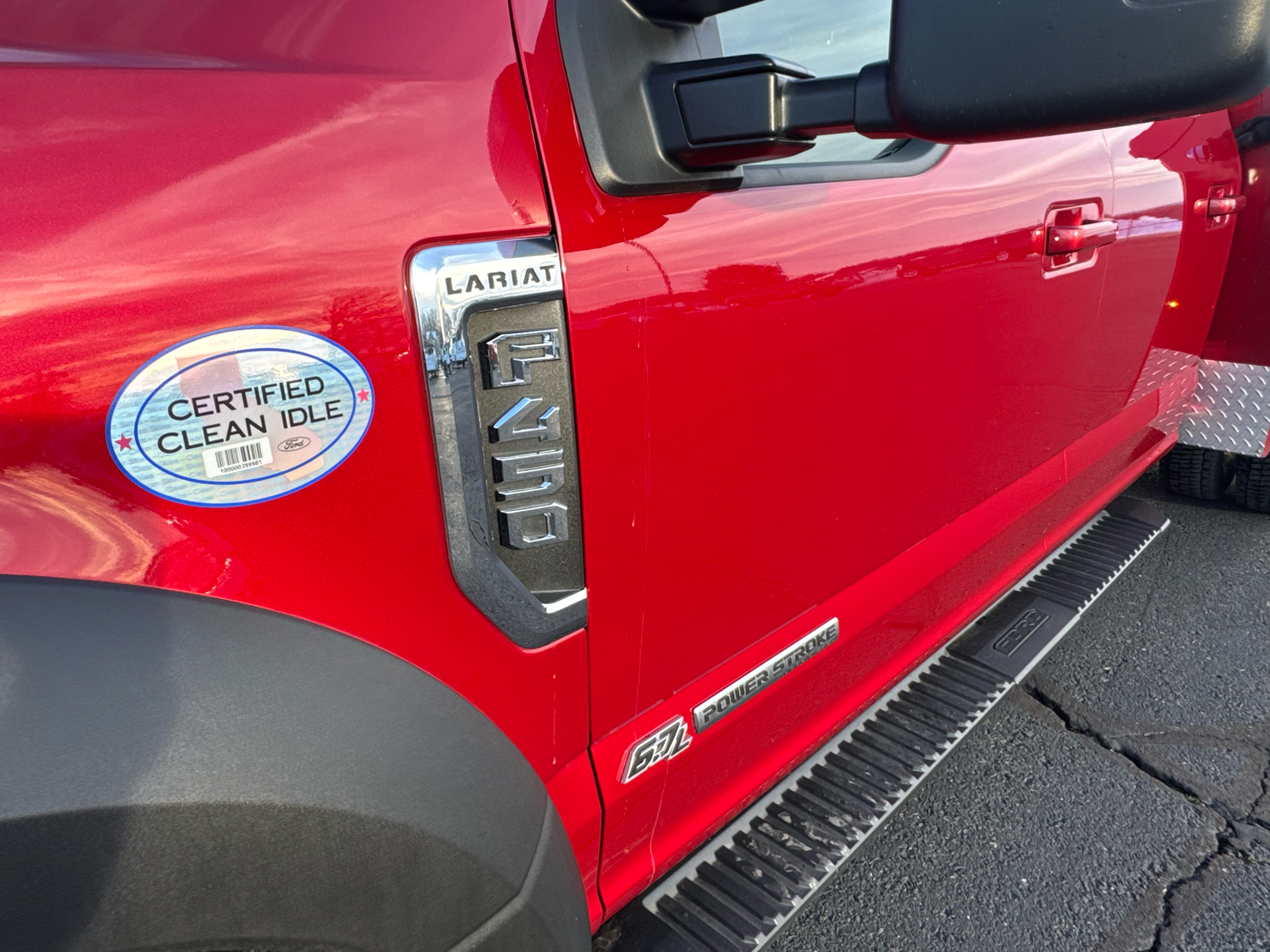 Ford F-450 SD Lariat Crew Cab DRW 4WD 2022