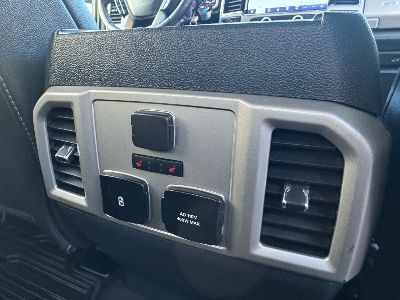 Ford F-450 SD Lariat Crew Cab DRW 4WD 2022