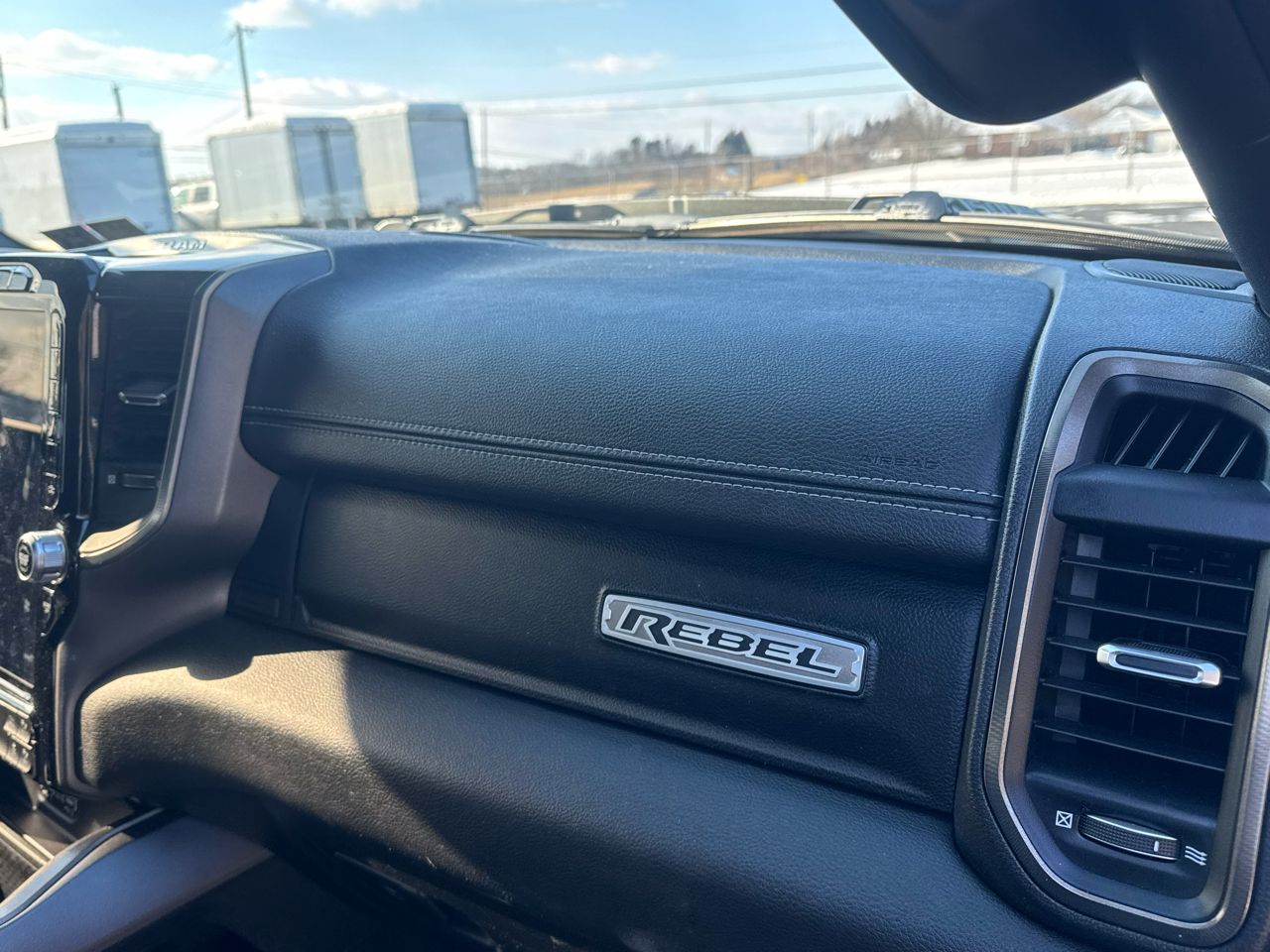 RAM 1500 Rebel Crew Cab SB 4WD 2021