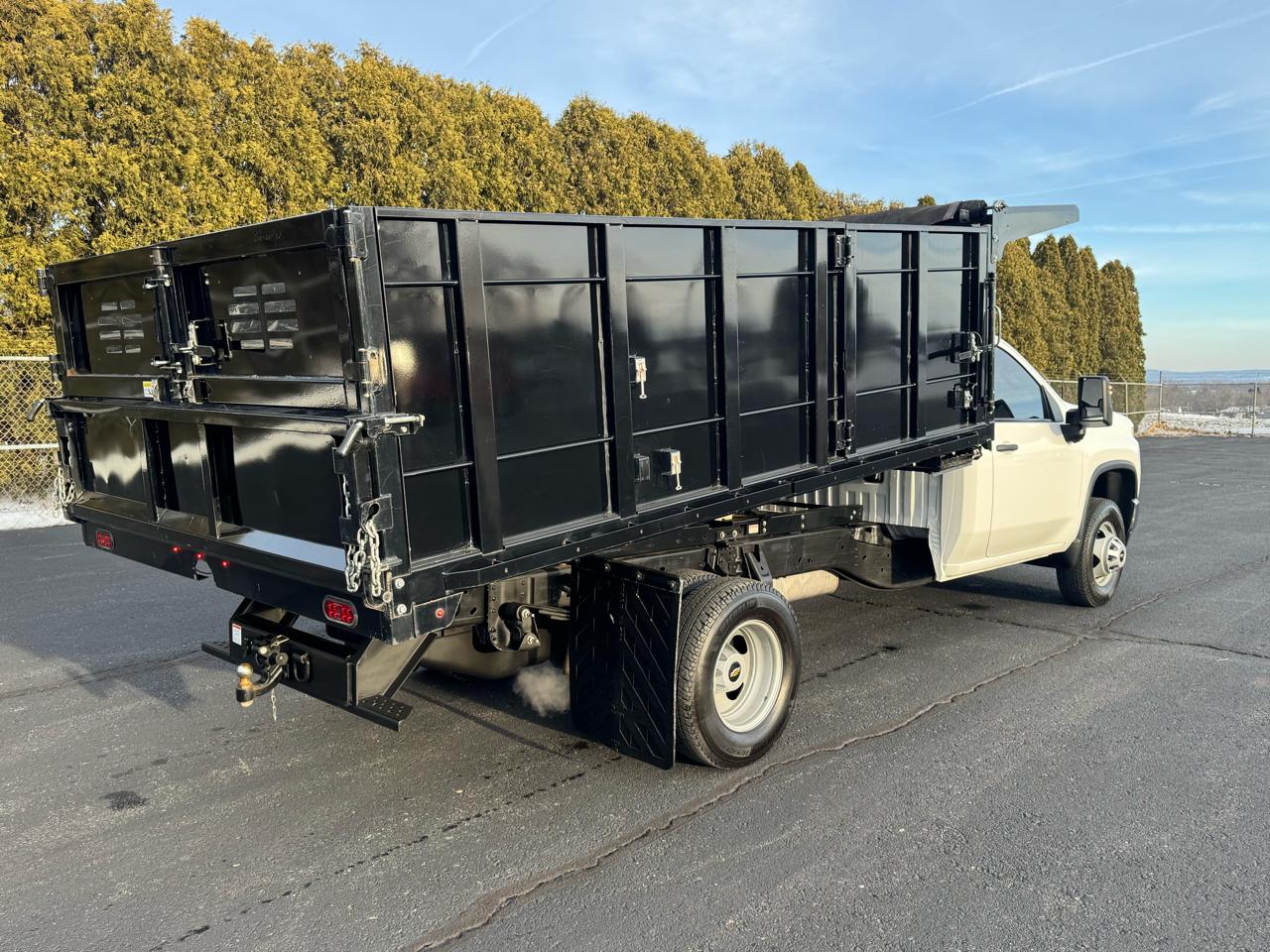 Chevrolet Silverado 3500HD Work Truck 4WD 2023